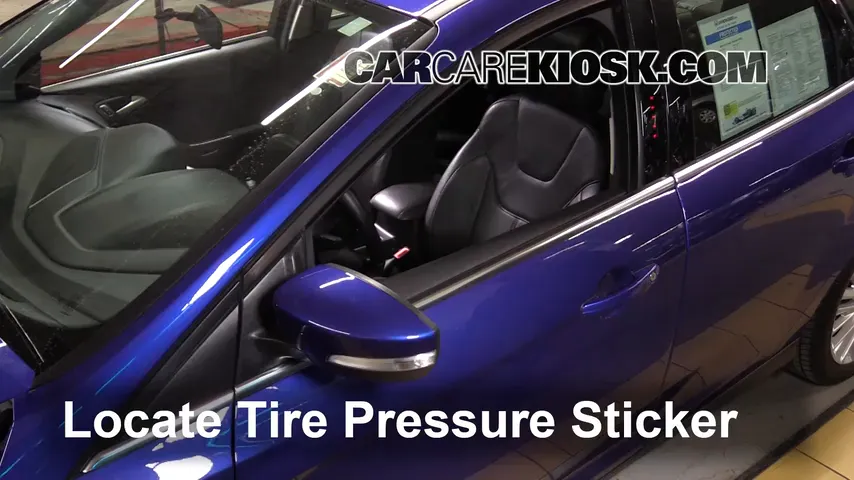 2015 Ford Focus Titanium 2.0L 4 Cyl. FlexFuel Sedan Tires & Wheels Check Tire Pressure